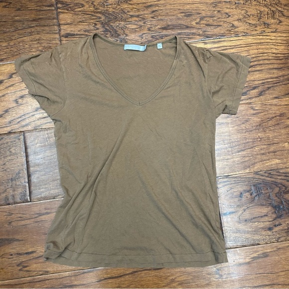 Vince Tan V-Neck Short Sleeve Tee - Picture 1 of 6